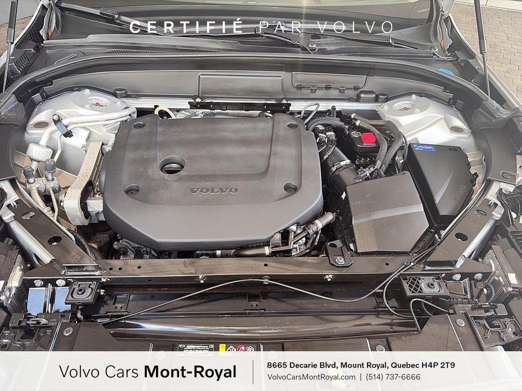2023 Volvo XC60 Ultimate Dark Theme in Laval, Quebec - 8 - w1024h768px