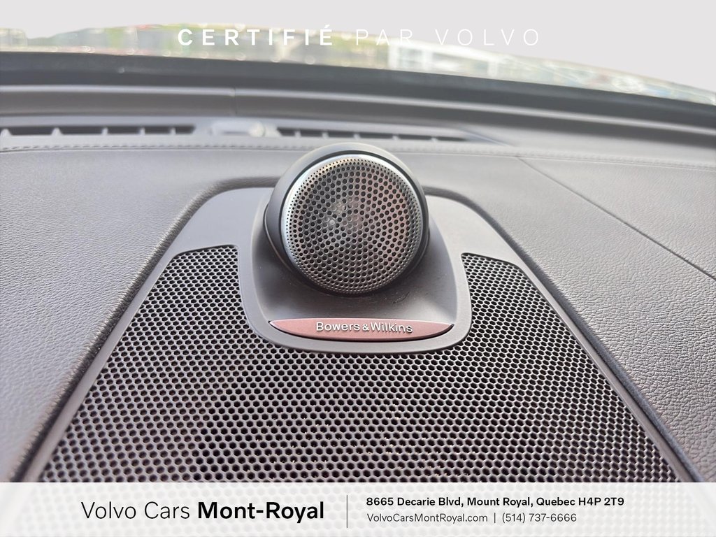 2023 Volvo XC60 Ultimate Dark Theme in Laval, Quebec - 19 - w1024h768px