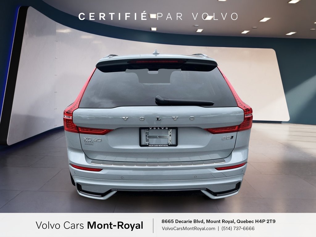 Volvo XC60 Ultimate Dark Theme 2024 à Laval, Québec - 3 - w1024h768px