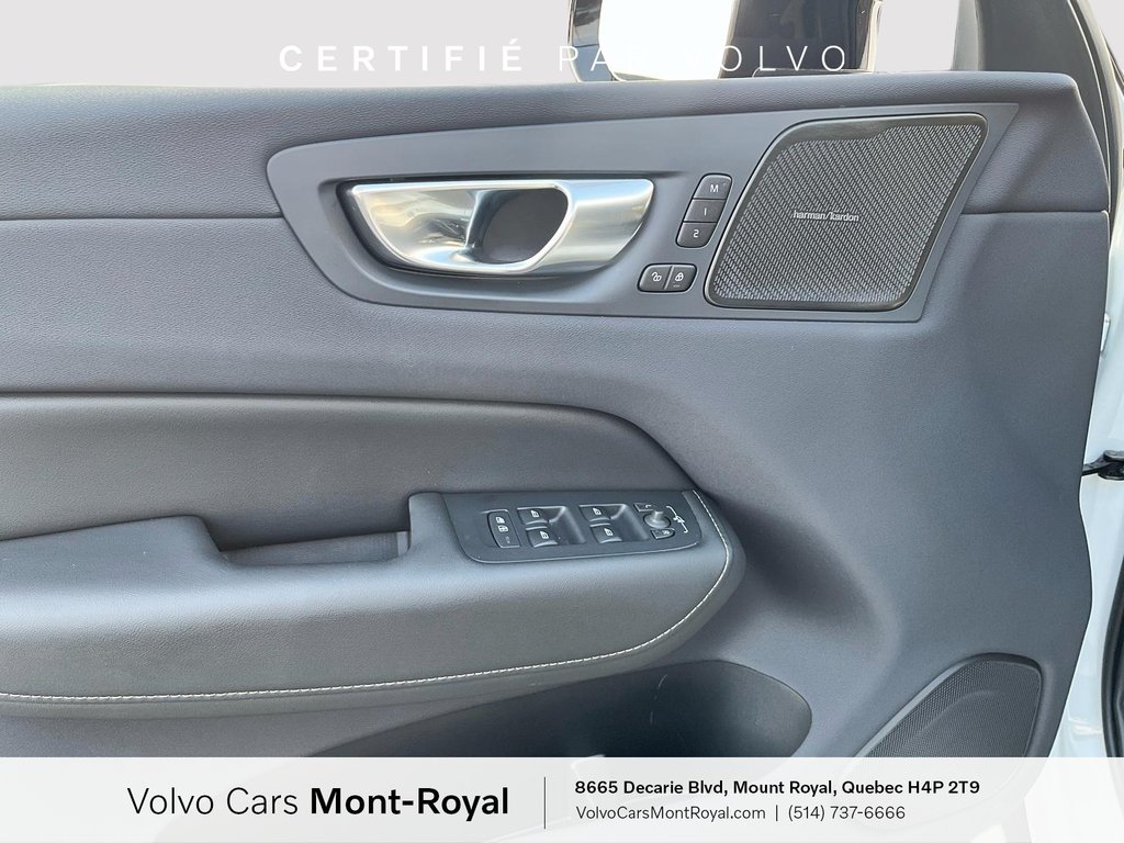 Volvo XC60 Ultimate Dark Theme 2024 à Laval, Québec - 9 - w1024h768px