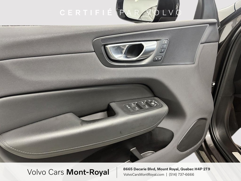 Volvo XC60 Plus Dark Theme 2024 à Laval, Québec - 10 - w1024h768px