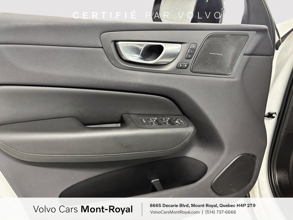 Volvo XC60 Plus Dark Theme 2024 à Laval, Québec - 9 - w1024h768px