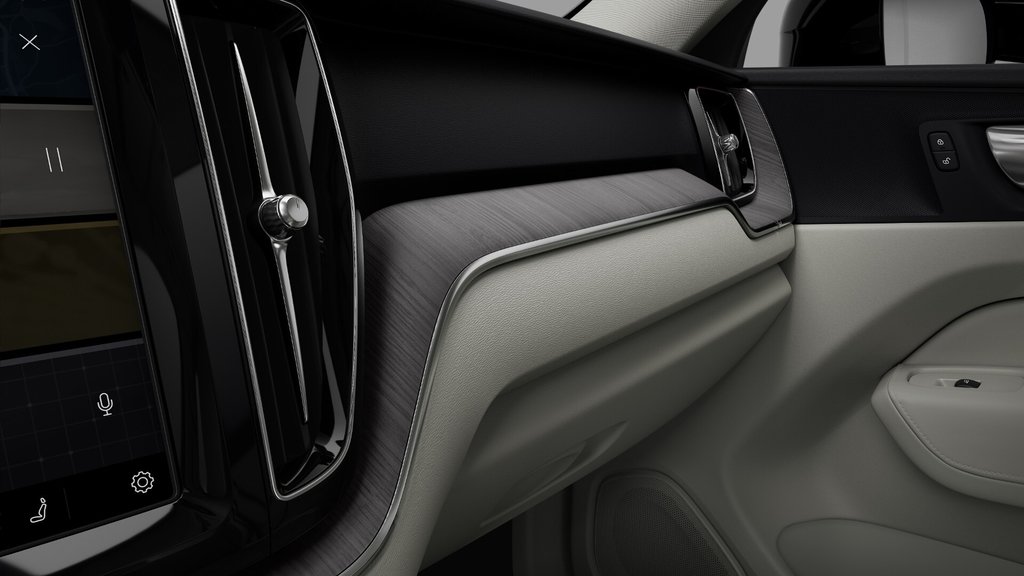 2025 Volvo XC60 PLUS VERSION FONCÉE in Laval, Quebec - 7 - w1024h768px
