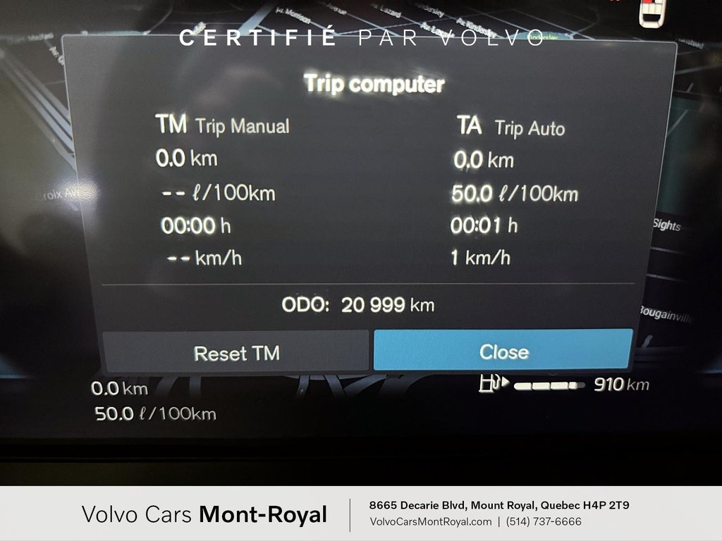 2025 Volvo XC60 Core Dark Theme B5 in Brossard, Quebec - 11 - w1024h768px