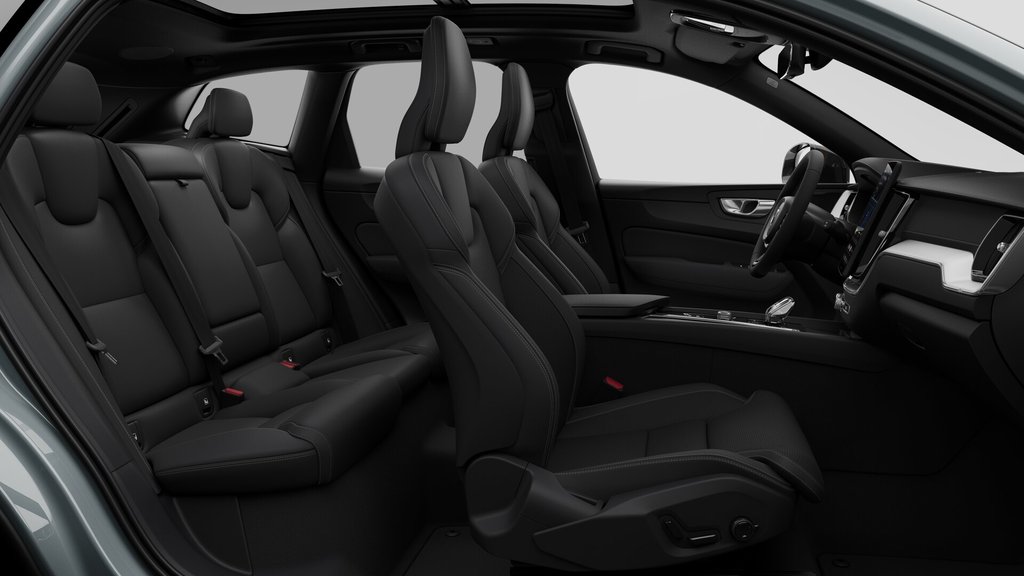 Volvo XC60 ULTRA BLACK EDITION 2026 à Laval, Québec - 13 - w1024h768px