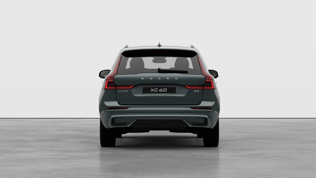 Volvo XC60 PLUS DARK THEME 2027 à Laval, Québec - 6 - w1024h768px