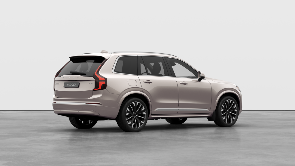 2025 Volvo XC90 HYBRIDE RECHARGEABLE PLUS VERSION LUSTRÉE in Laval, Quebec - 4 - w1024h768px