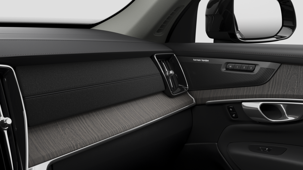 2025 Volvo XC90 HYBRIDE RECHARGEABLE ULTRA VERSION LUSTRÉE in Laval, Quebec - 9 - w1024h768px