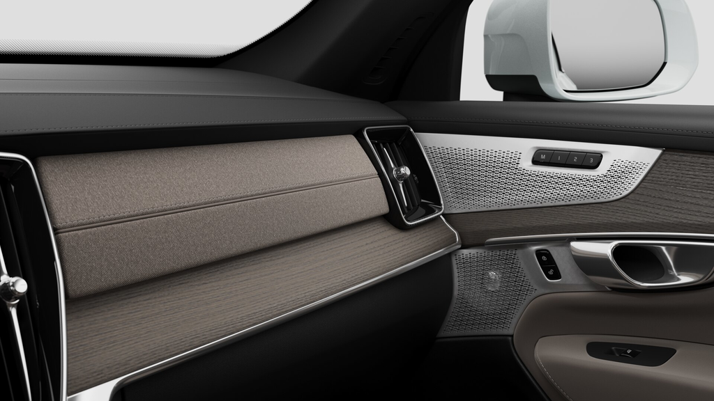 2025 Volvo XC90 HYBRIDE RECHARGEABLE ULTRA VERSION LUSTRÉE in Laval, Quebec - 9 - w1024h768px