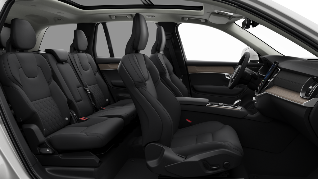 Volvo XC90 HYBRIDE RECHARGEABLE PLUS VERSION LUSTRÉE 2025 à Laval, Québec - 13 - w1024h768px