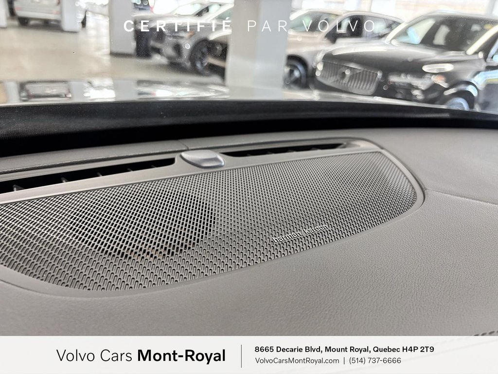 2025 Volvo XC90 Plug-In Hybrid Ultra Bright Theme T8 in Laval, Quebec - 16 - w1024h768px