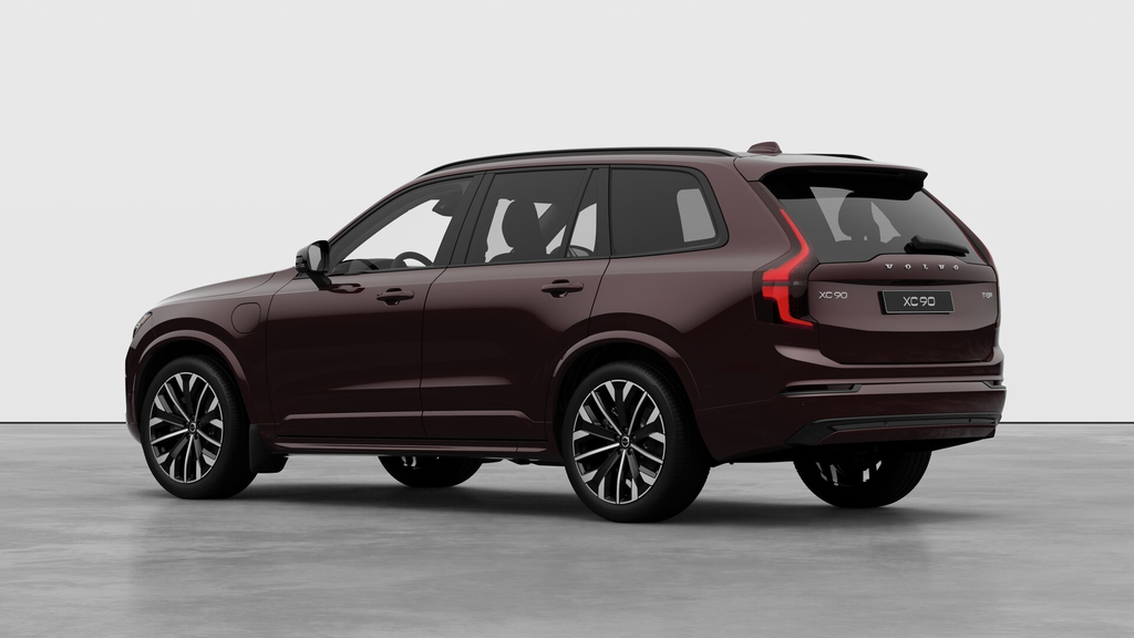Volvo XC90 PLUG-IN HYBRID ULTRA DARK THEME 2026 à Laval, Québec - 2 - w1024h768px