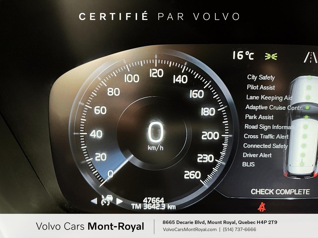 2021 Volvo XC90 Momentum in Laval, Quebec - 11 - w1024h768px