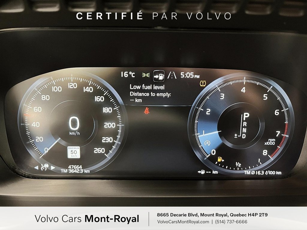 2021 Volvo XC90 Momentum in Laval, Quebec - 12 - w1024h768px