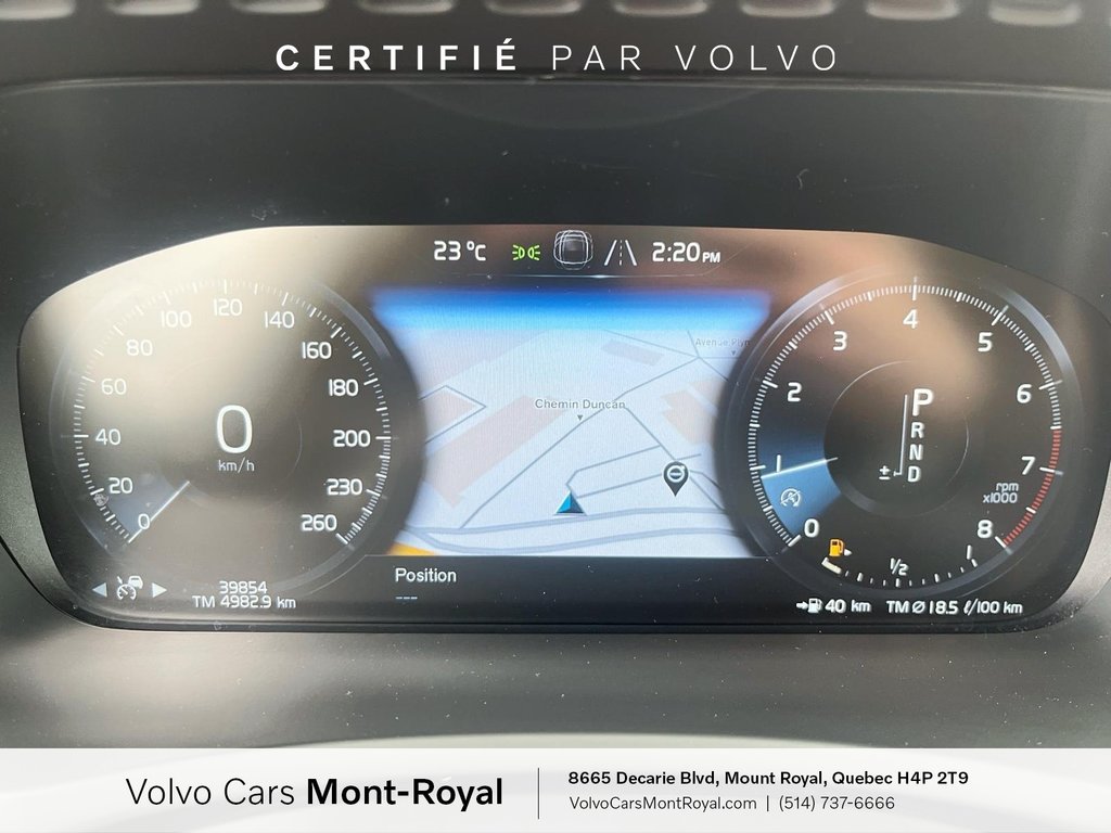 2022 Volvo XC90 Momentum in Laval, Quebec - 12 - w1024h768px