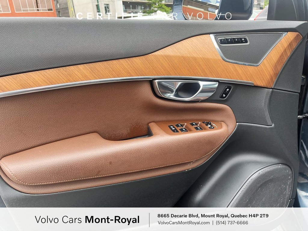 2022 Volvo XC90 Momentum in Laval, Quebec - 9 - w1024h768px