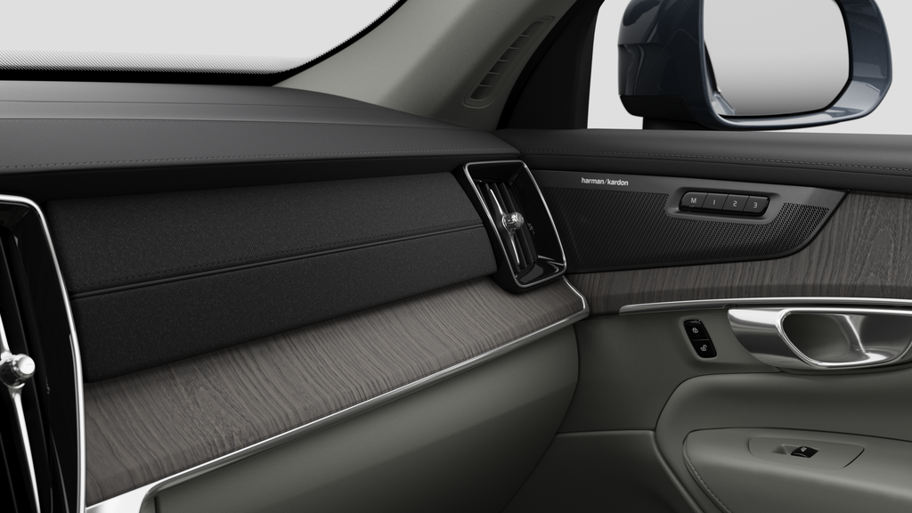 2025 Volvo XC90 ULTRA VERSION LUSTRÉE in Laval, Quebec - 9 - w1024h768px