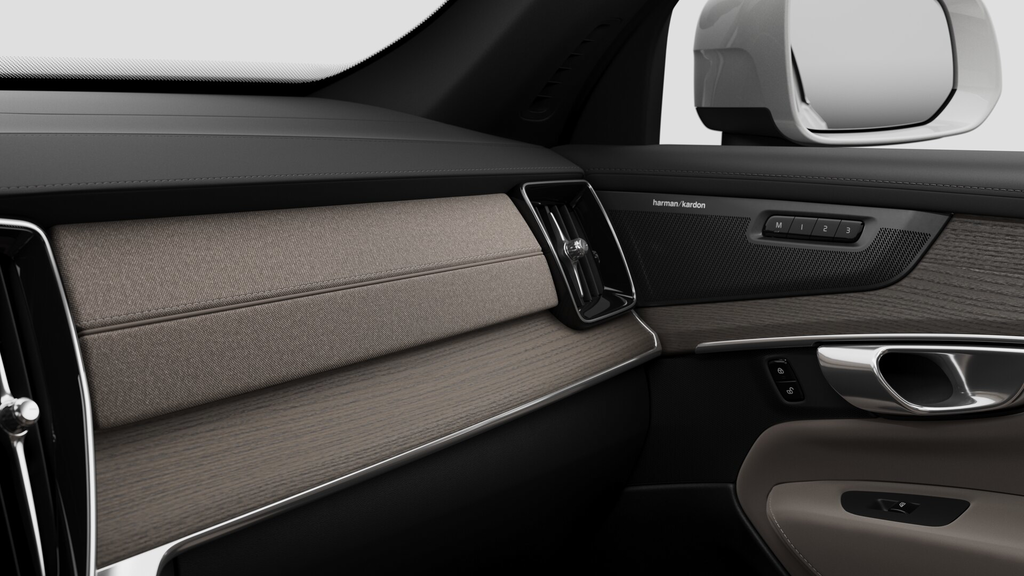 2025 Volvo XC90 ULTRA VERSION LUSTRÉE in Laval, Quebec - 9 - w1024h768px
