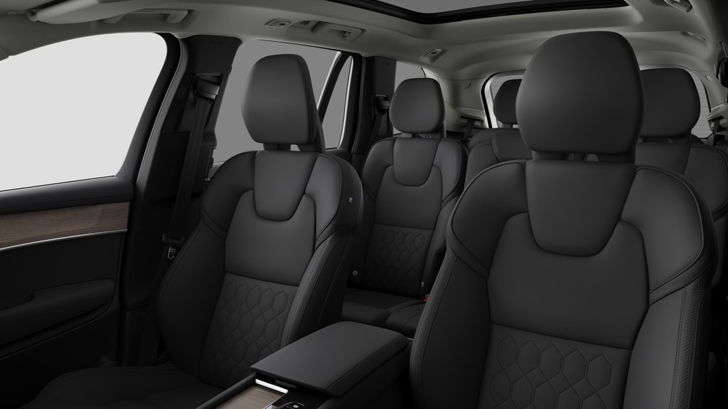 2026 Volvo XC90 PLUS VERSION LUSTRÉE in Laval, Quebec - 12 - w1024h768px