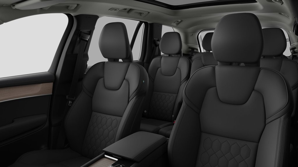 2027 Volvo XC90 CORE BRIGHT THEME in Laval, Quebec - 12 - w1024h768px
