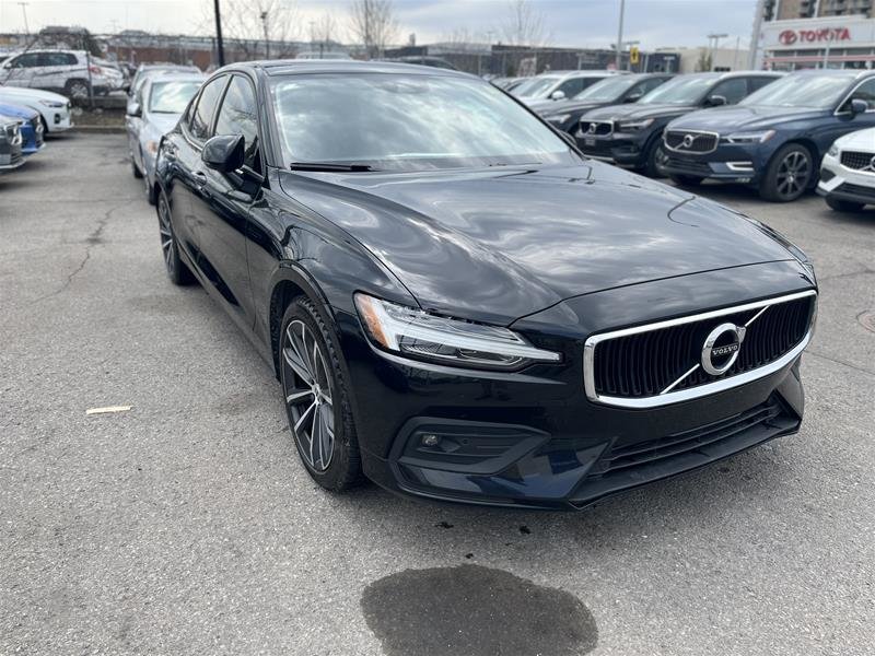 2021  S60 T6 AWD Momentum in Laval, Quebec - 9 - w1024h768px