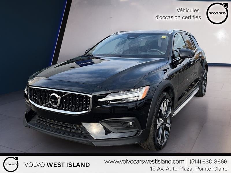 2023  V60 Cross Country B5 AWD Ultimate in Laval, Quebec - 1 - w1024h768px