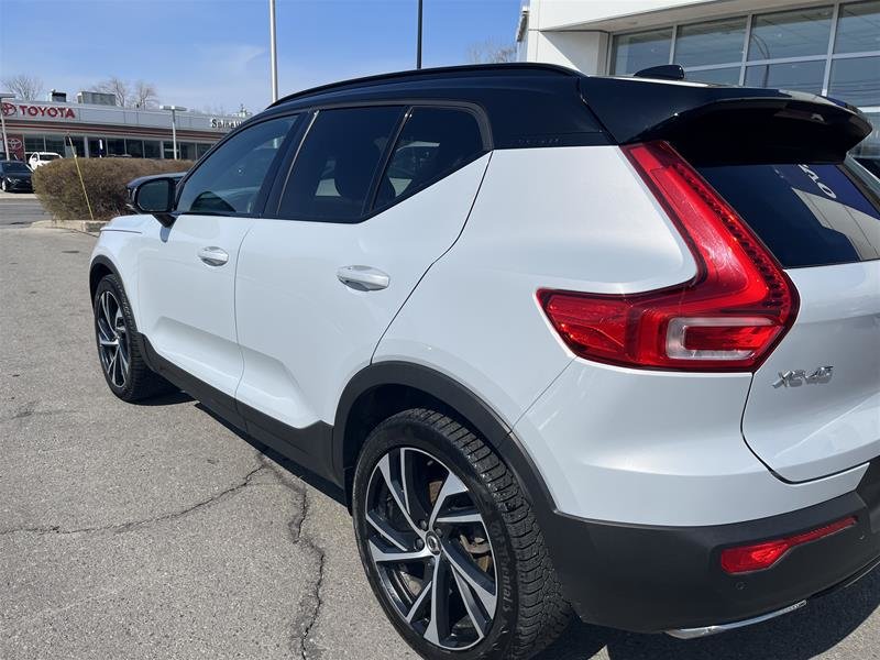 2020  XC40 T5 AWD R-Design in Laval, Quebec - 6 - w1024h768px