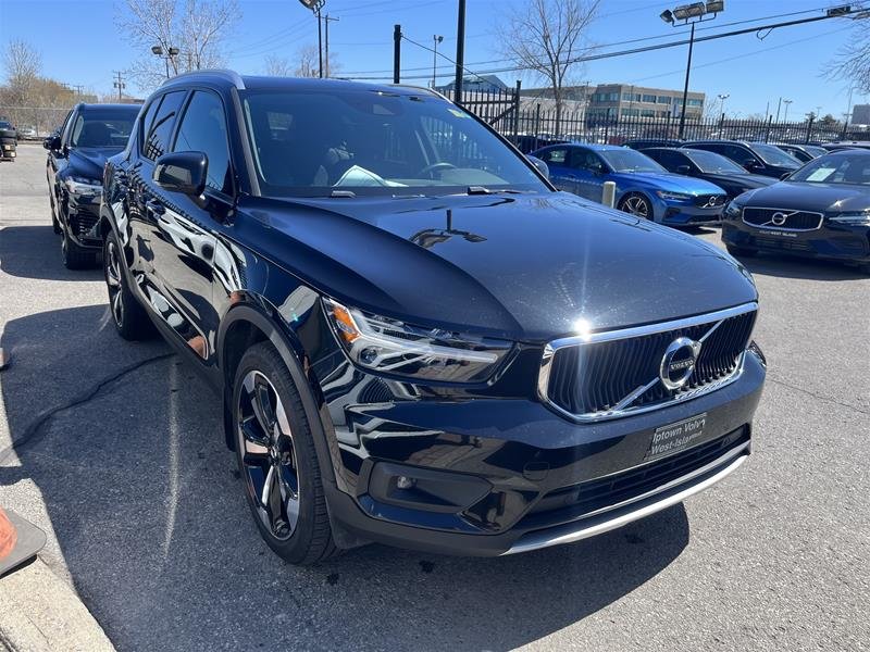 2020  XC40 T5 AWD Momentum in Laval, Quebec - 14 - w1024h768px