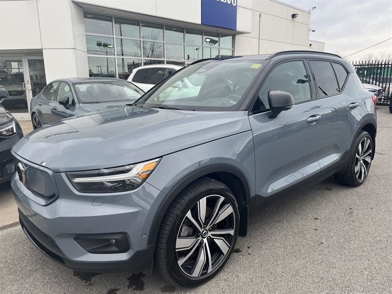 2022  XC40 Recharge Plus in Laval, Quebec - 1 - w1024h768px