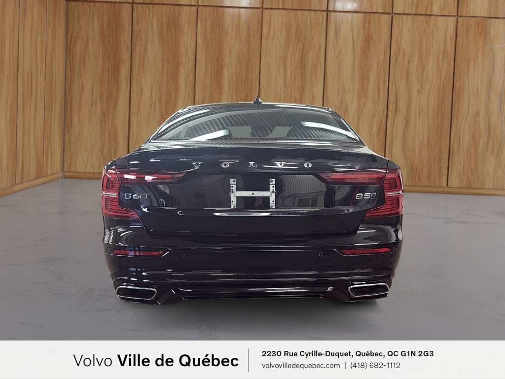 Volvo S60 Momentum 2022-5