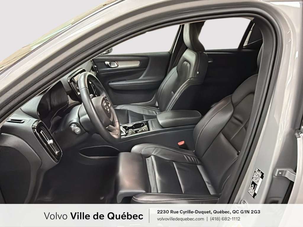 Volvo XC40 Plus B5 2023-1