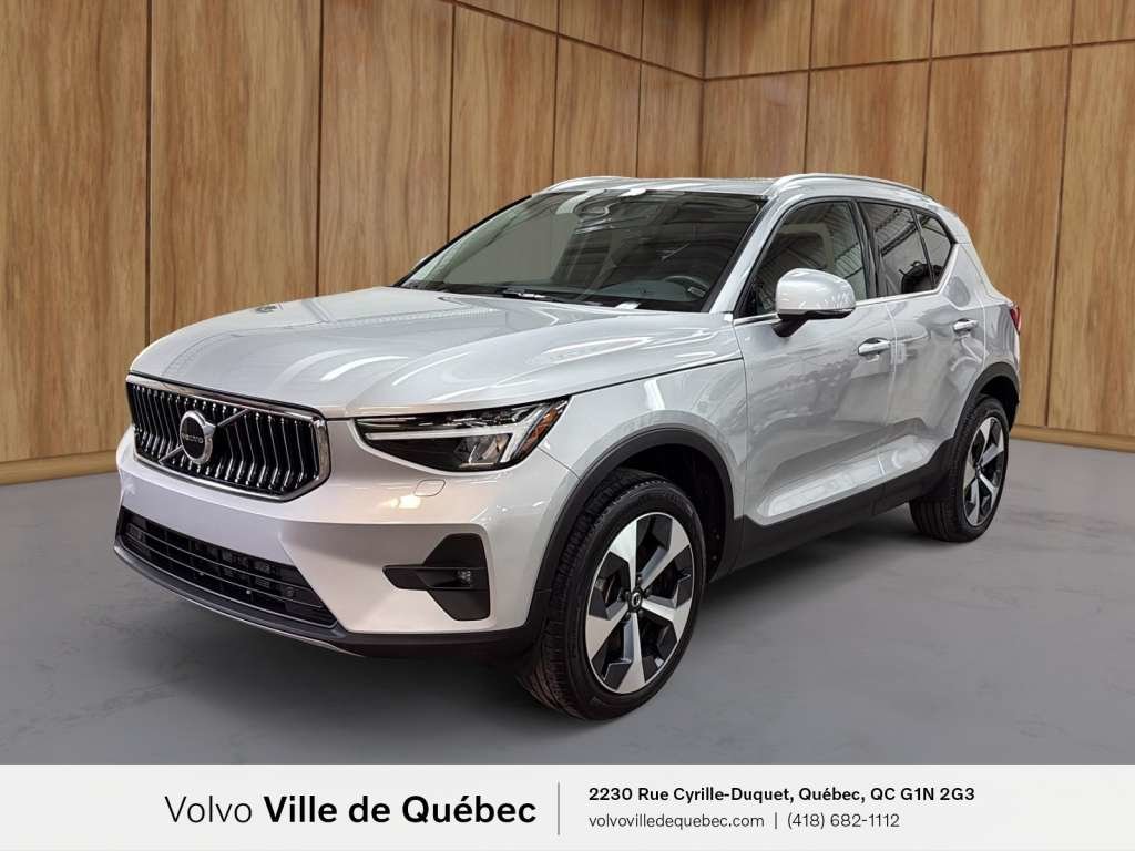 Volvo XC40 Plus B5 2023-0
