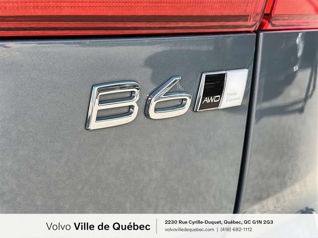 2023 Volvo XC60 Plus Dark B6-6