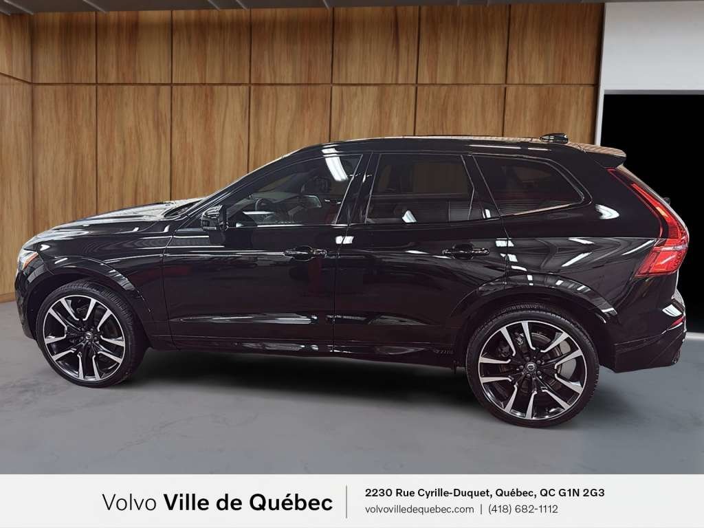 2023 Volvo XC60 Ultimate Dark B6-6