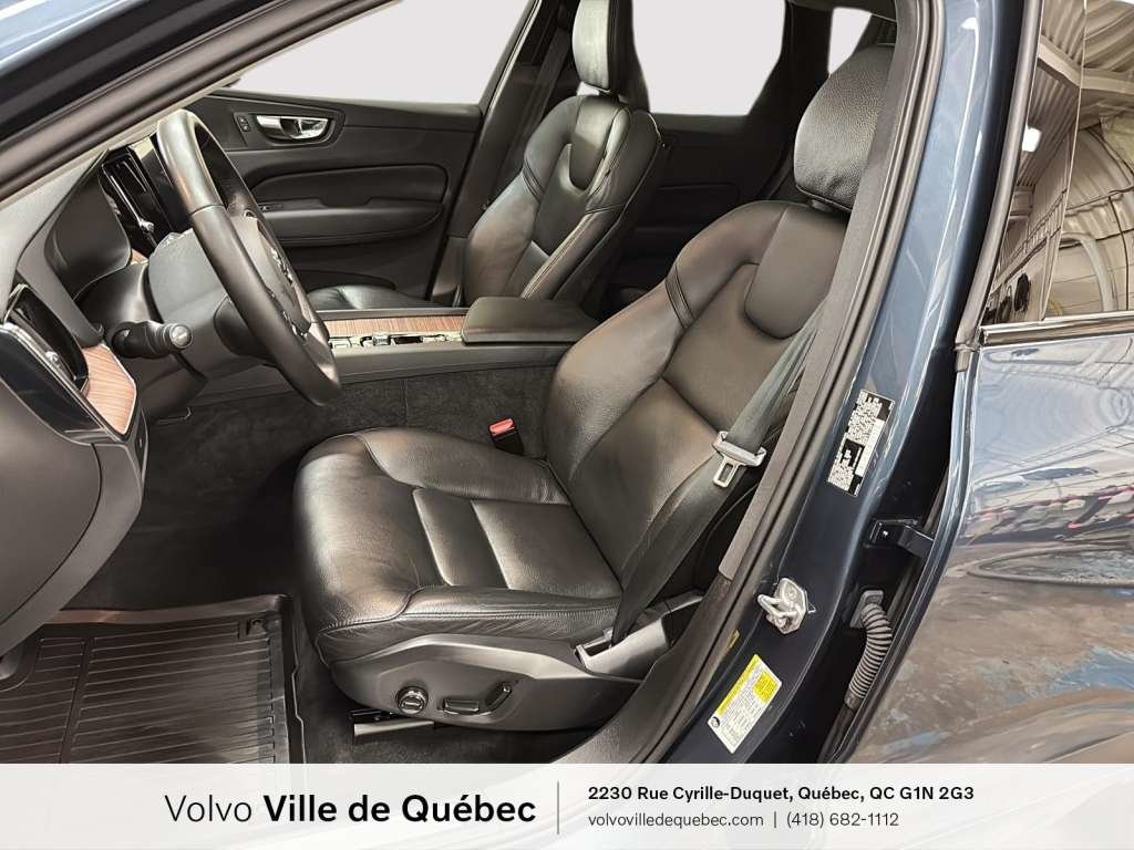 Volvo XC60 Plus Dark B6 2023-1