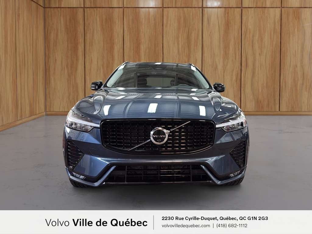Volvo XC60 Plus Dark B6 2023-2
