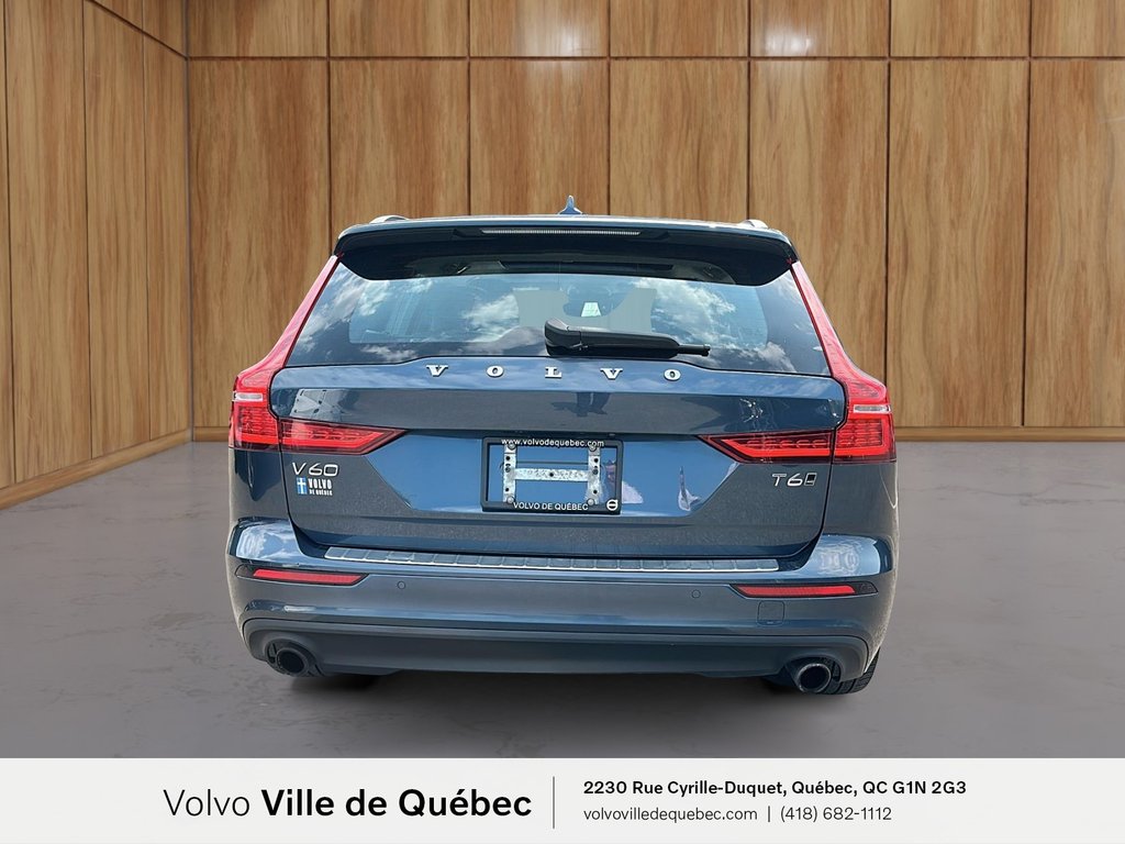 2021 Volvo V60 Momentum-3