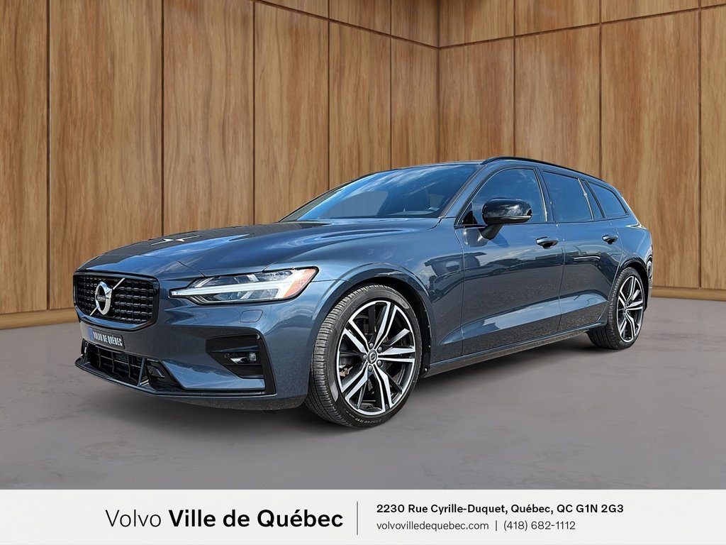 2022 Volvo V60 R-Design-0