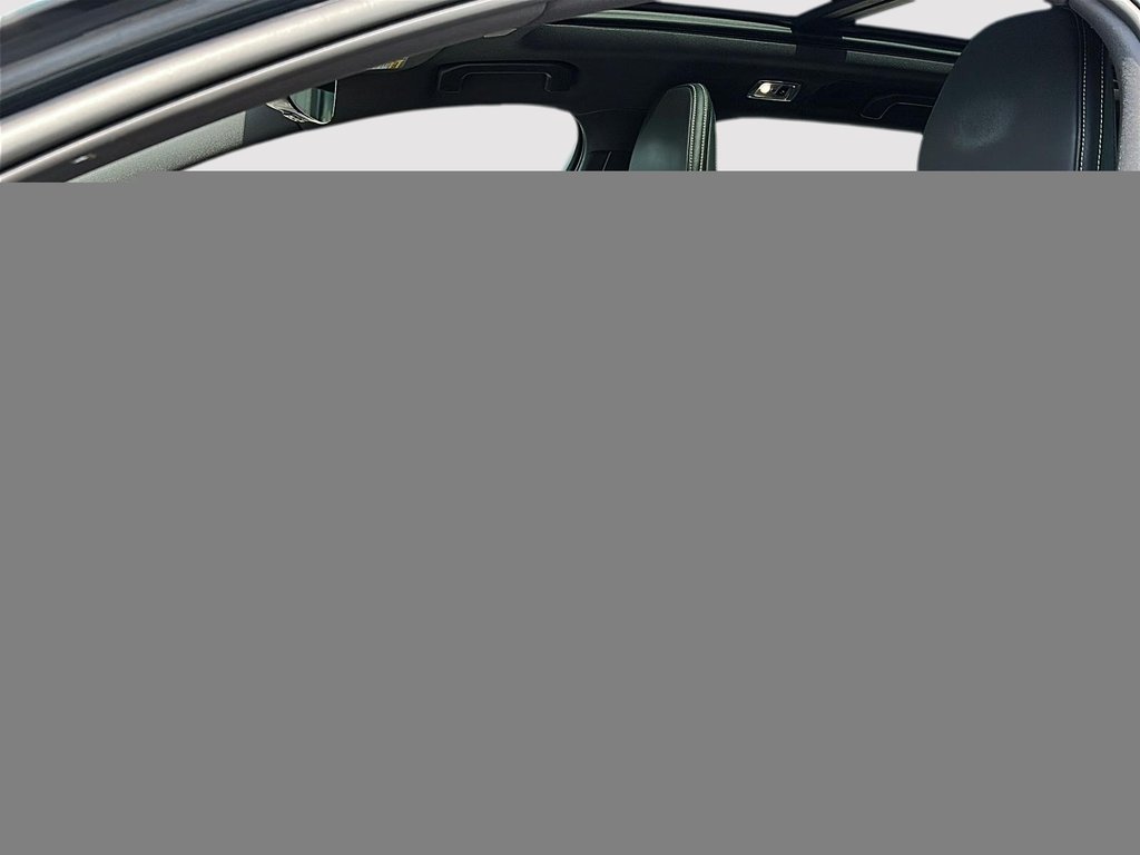 2022 Volvo V60 R-Design-7