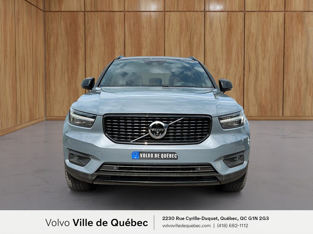 2021 Volvo XC40 R-Design-1
