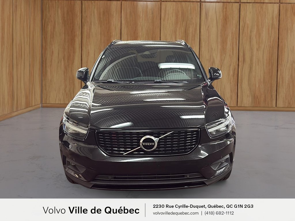 Volvo XC40 R-Design 2022-1