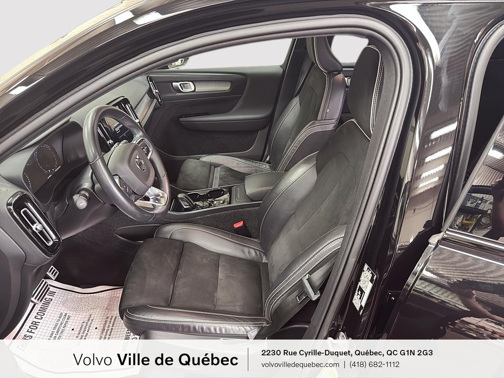 Volvo XC40 R-Design 2022-7