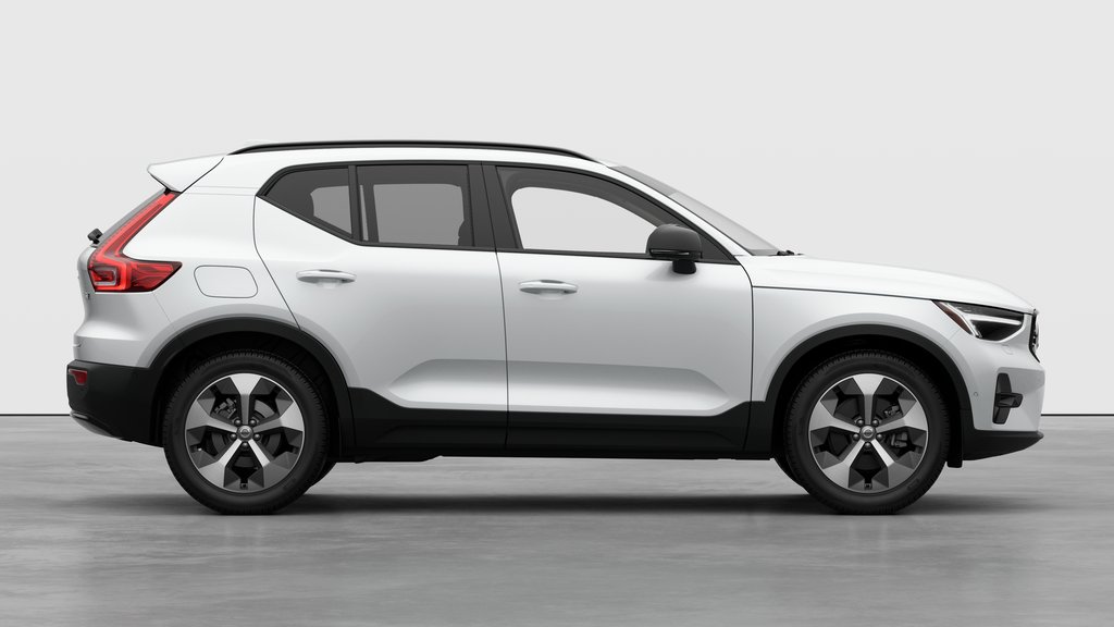 2026 Volvo XC40 PLUS DARK THEME-6