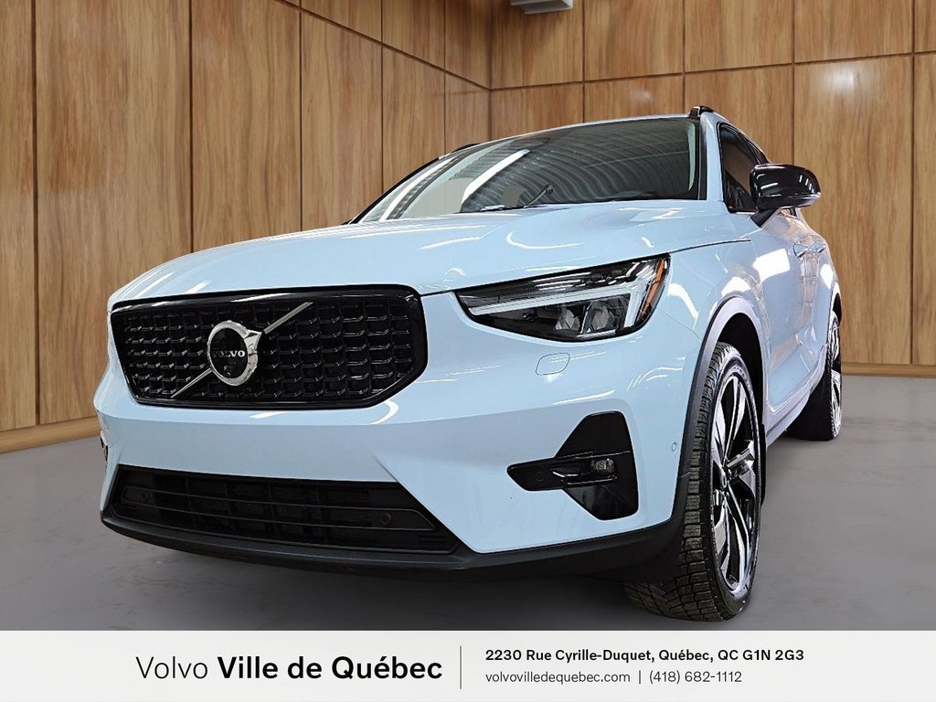 Volvo XC40 Plus Dark Theme 2026-0