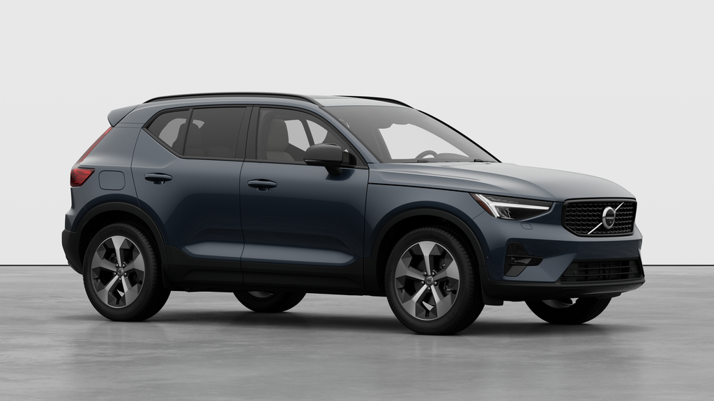 2026 Volvo XC40 PLUS DARK THEME-2