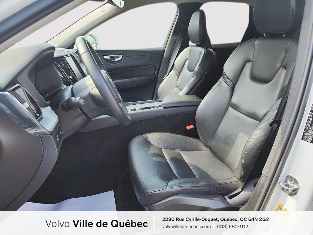 Volvo XC60 Momentum 2021-4