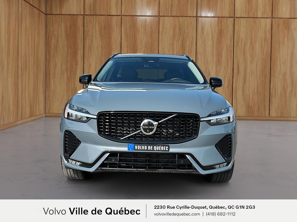 2023 Volvo XC60 Plus Dark Theme-1