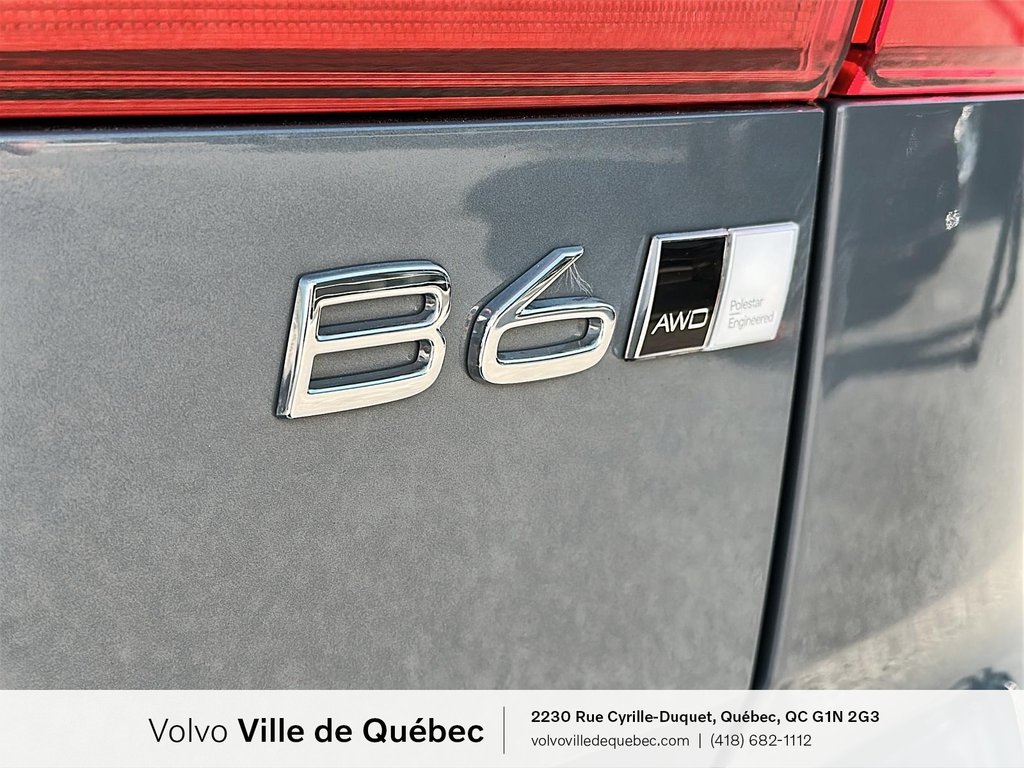 2023 Volvo XC60 Plus Dark Theme-5