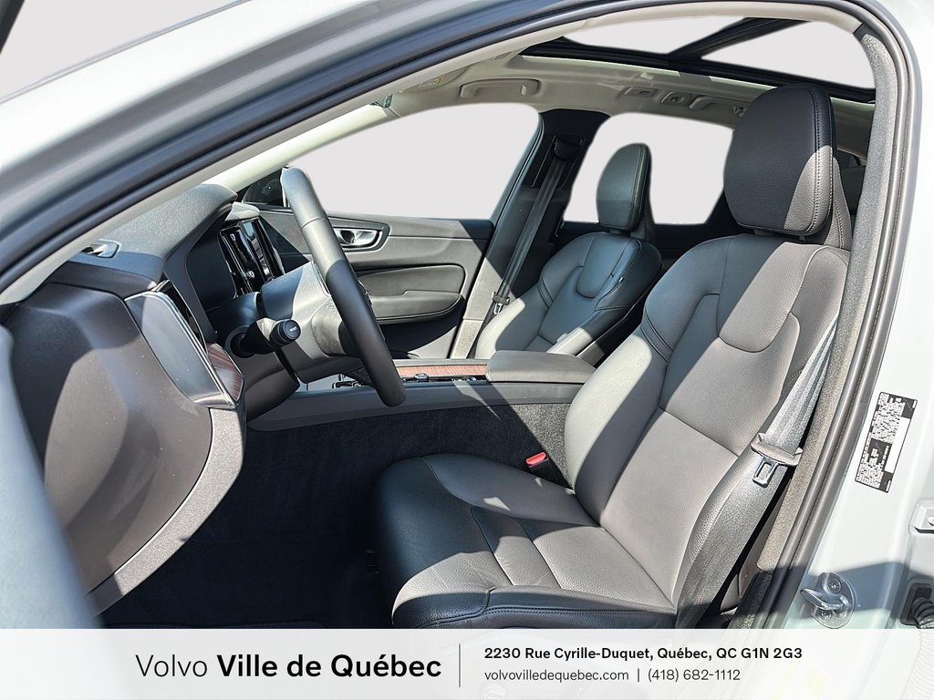 2024 Volvo XC60 Plus Dark Theme-7