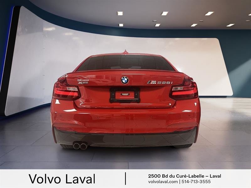 2016 BMW 228i XDrive Coupe in Laval, Quebec - 6 - w1024h768px